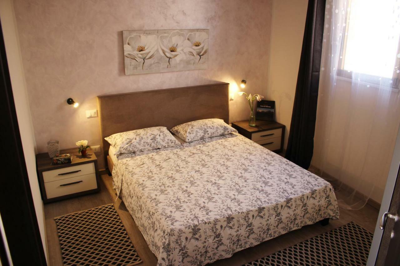 Casa Vacanze Dei Corsari Villa Palermo Exteriör bild